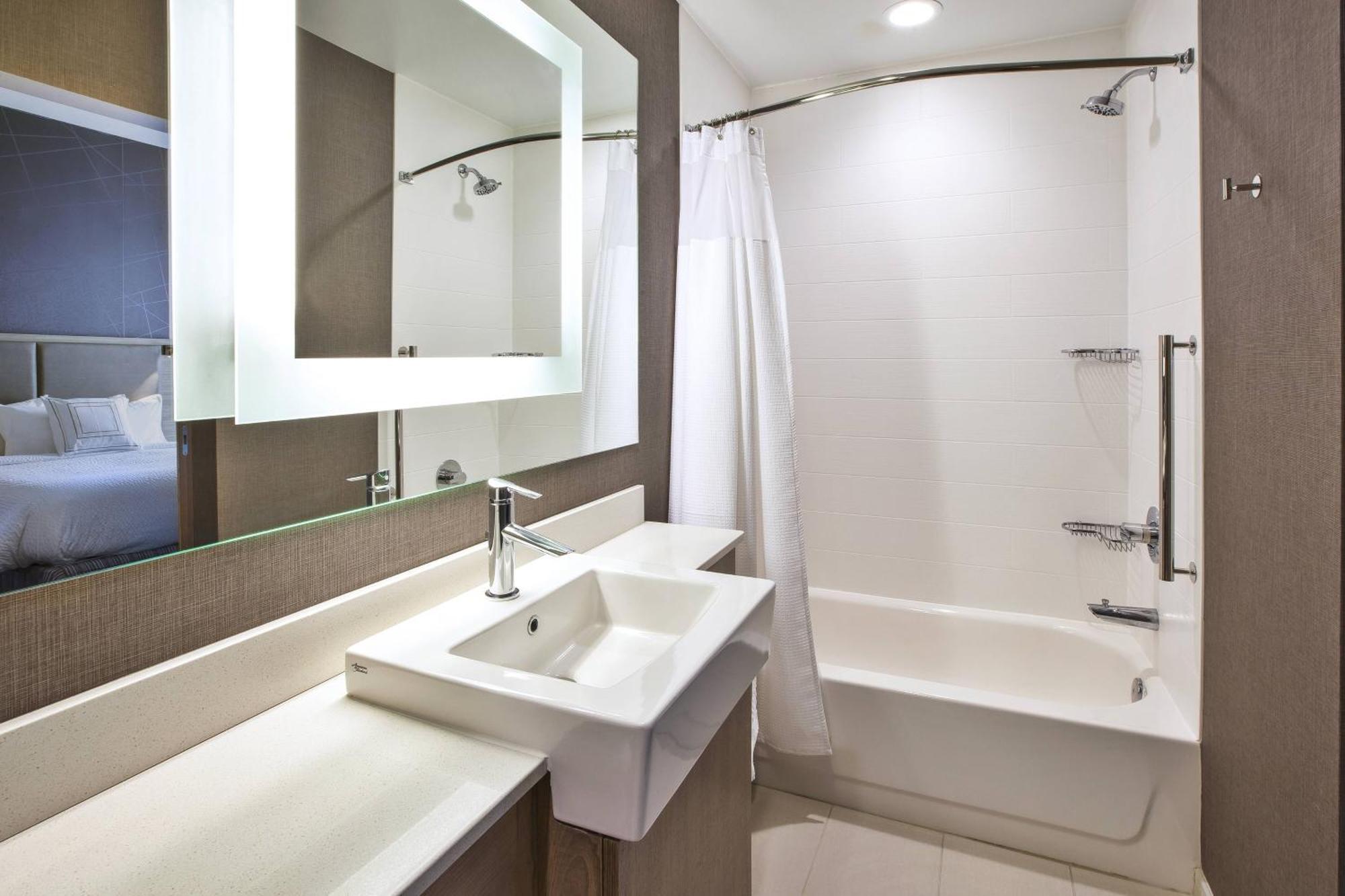 Springhill Suites By Marriott Pittsburgh Butler/Centre City Buitenkant foto